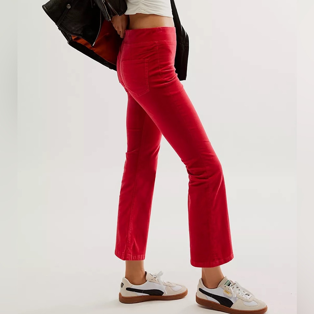 Free People In My Feelings Velvet Crop Slim Pants - Size 6 Red - NWT $78